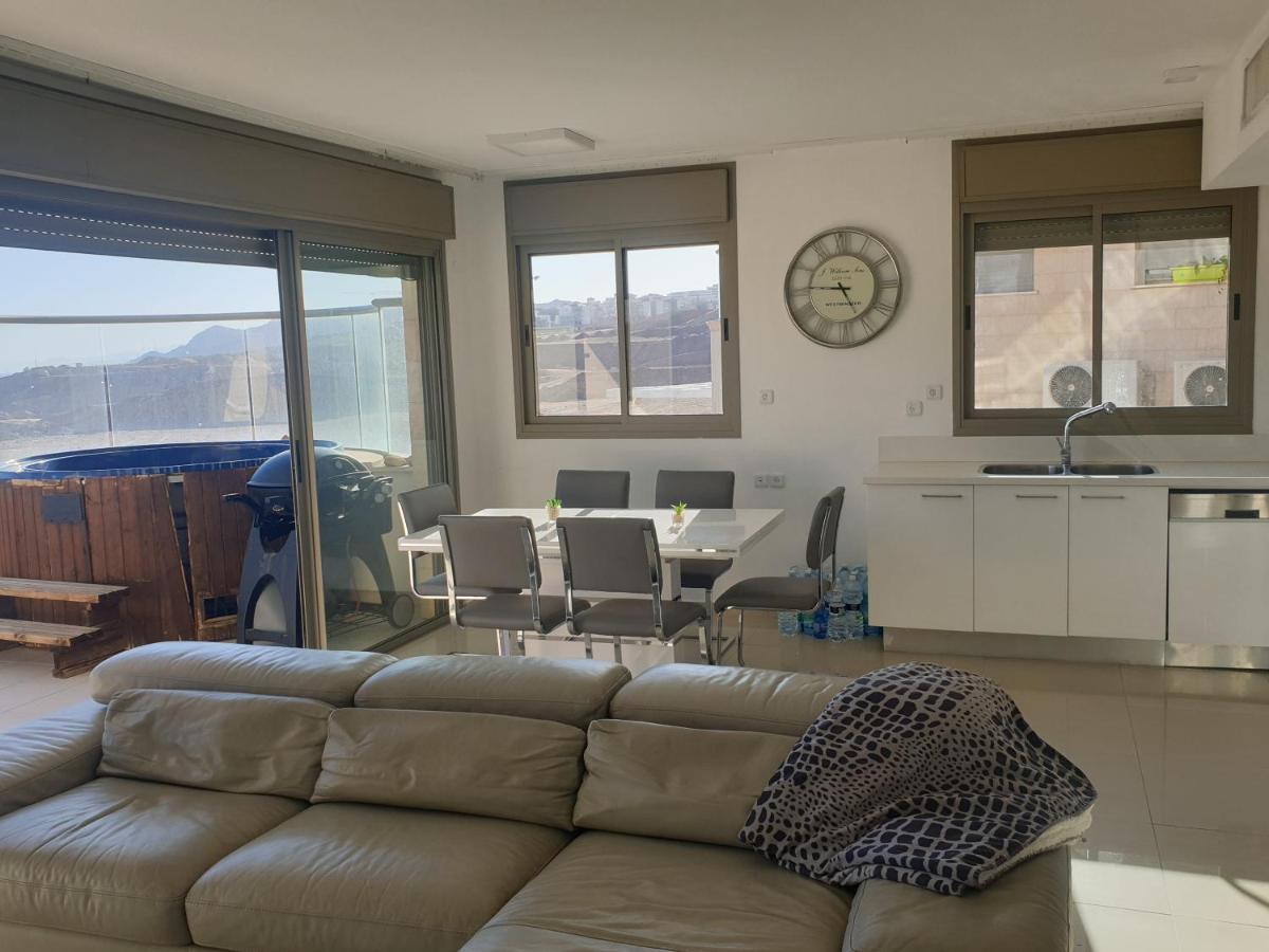 Luxury Exclusive Top Class Apartment On The Sea With Best Sea View And Jacuzzi רק למשפחות !!!! Eilat Extérieur photo